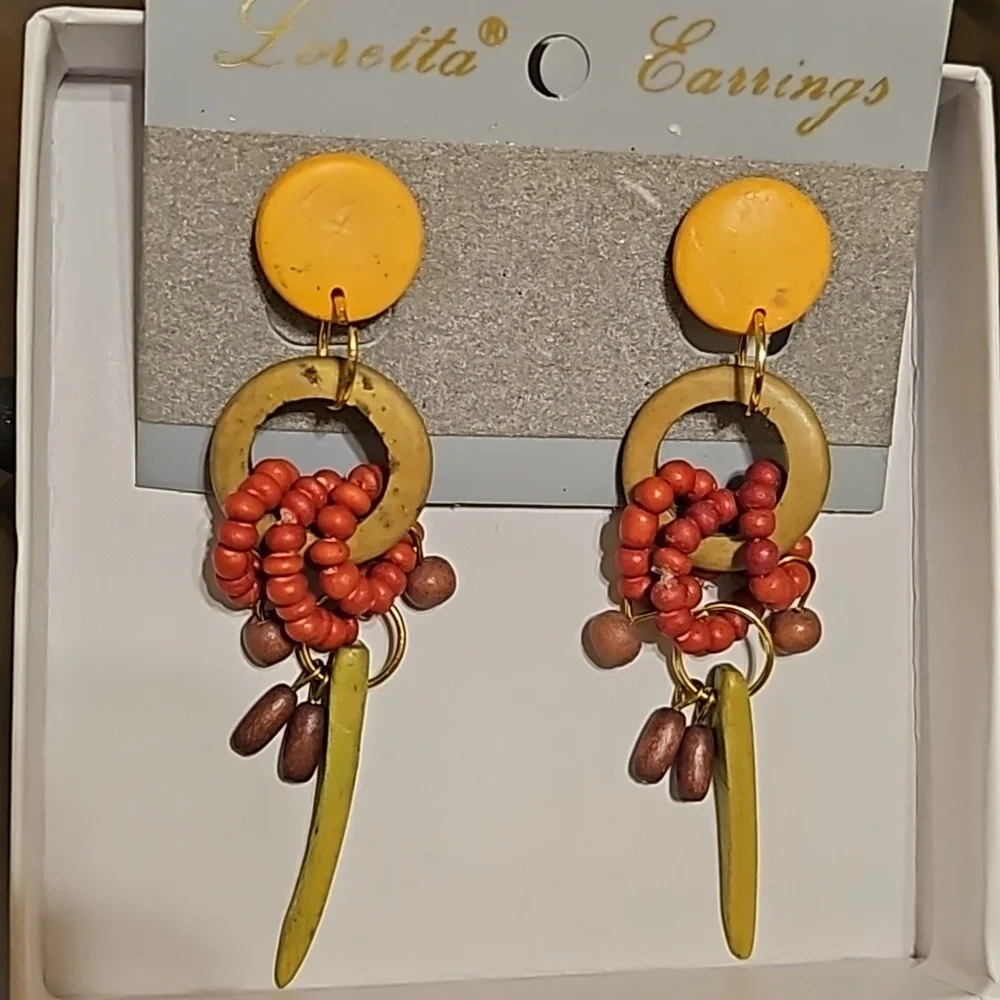 Loretta wood earrings NWT - Picture 1 of 2